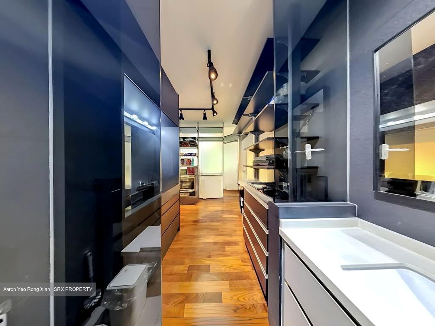RiverGate (D9), Apartment #563089071